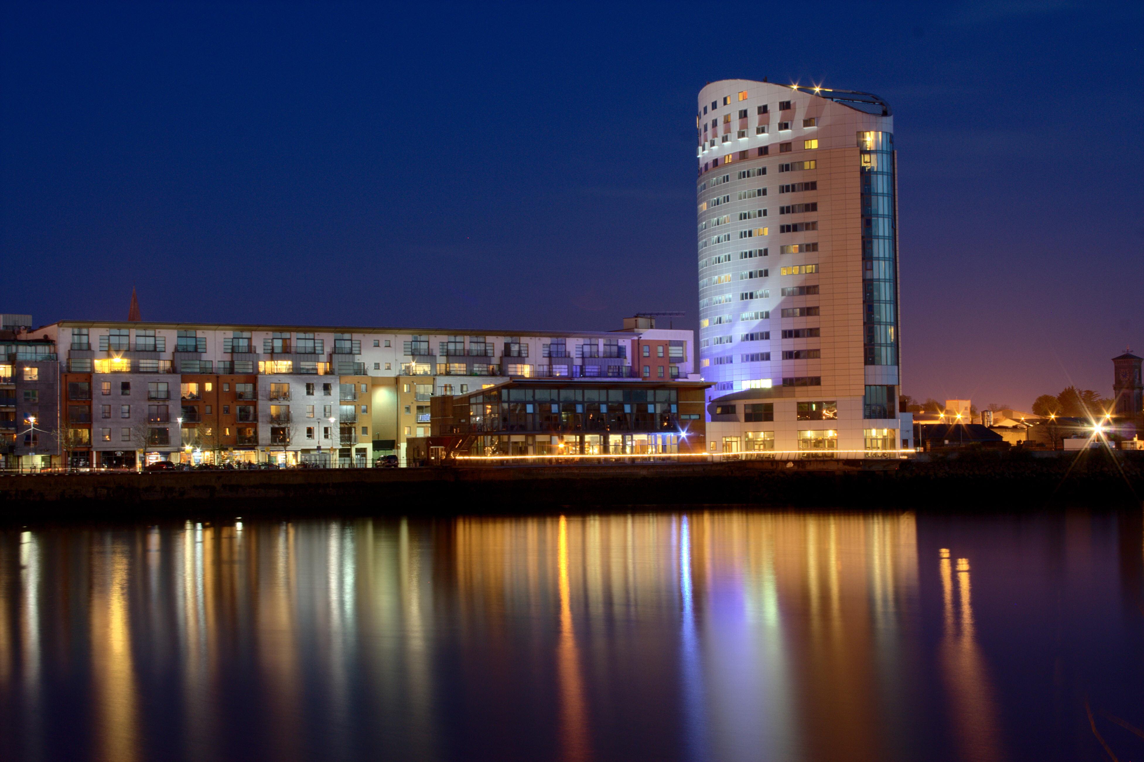 Clayton Hotel ลิเมอริค ภายนอก รูปภาพ