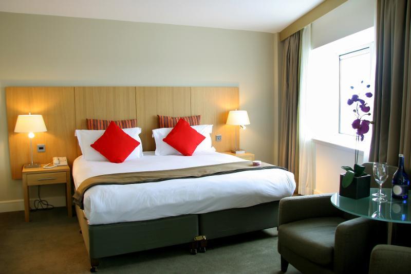Clayton Hotel ลิเมอริค ภายนอก รูปภาพ